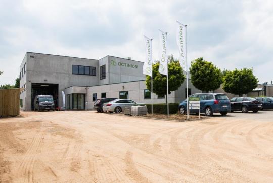 Het gebouw van Octinion telt 1800 m² werkplaats, kantoorruimte en labo’s